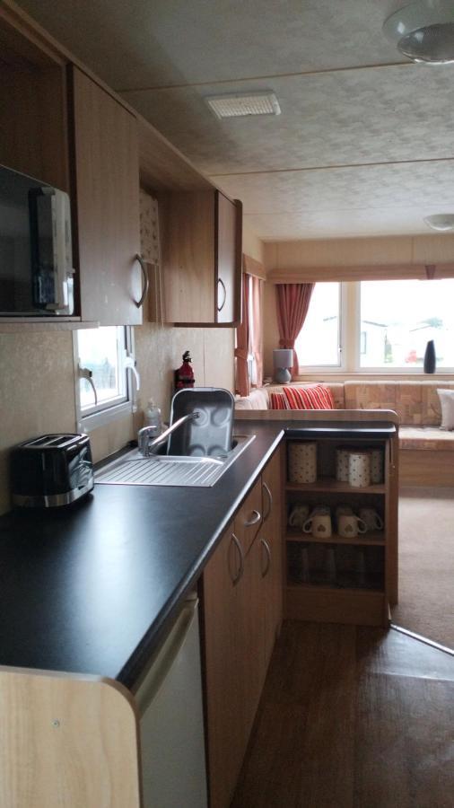 Seascape - Blue Dolphin Holiday Park Gristhorpe Екстериор снимка