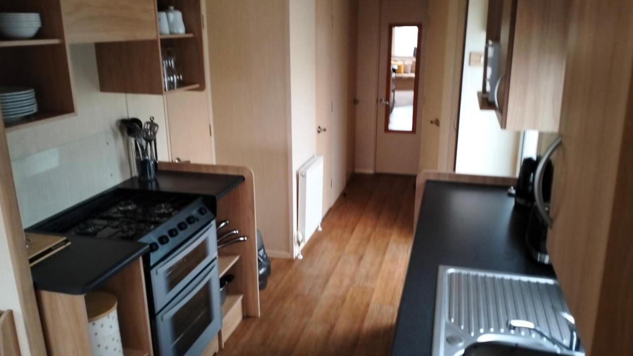 Seascape - Blue Dolphin Holiday Park Gristhorpe Екстериор снимка