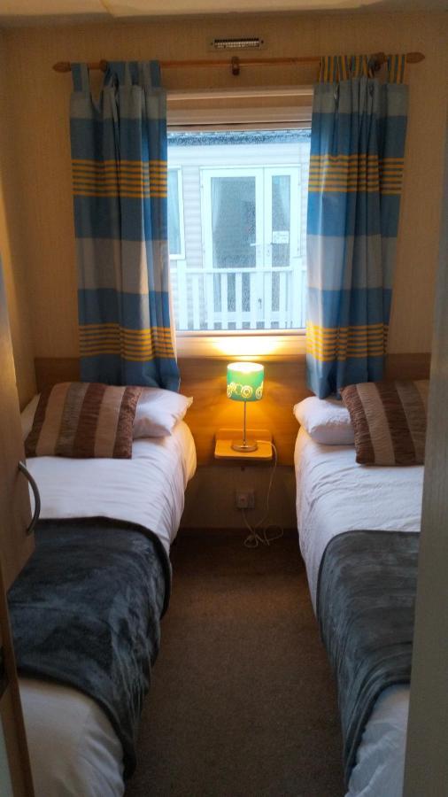 Seascape - Blue Dolphin Holiday Park Gristhorpe Екстериор снимка
